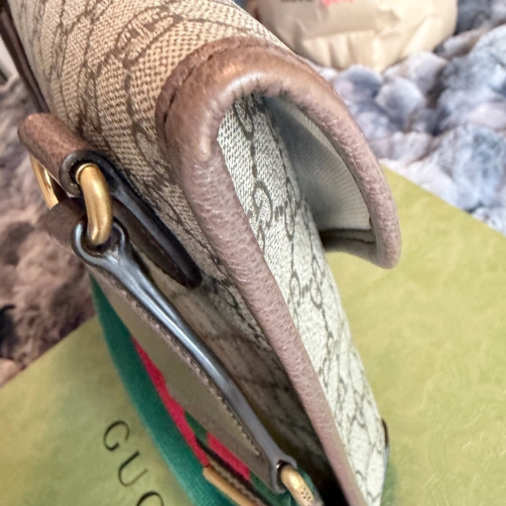 Gucci Beige and Brown Monogram Bag - Picture 6 of 16